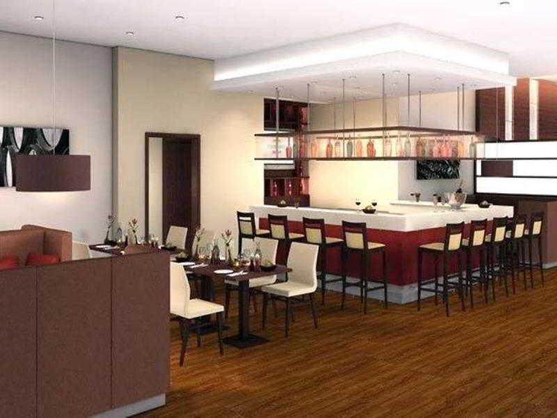 Hotel Courtyard By Marriott East 4*