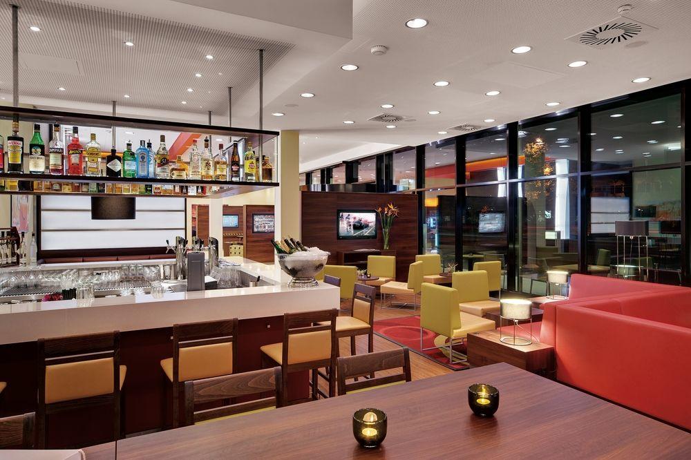 Hotel Courtyard By Marriott East